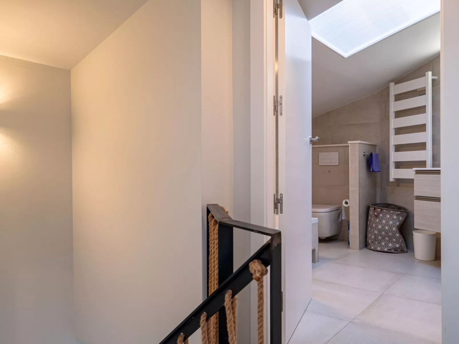 Costabravaforrent Marina, schöne Wohnung in erster Meereslinie-Binnen