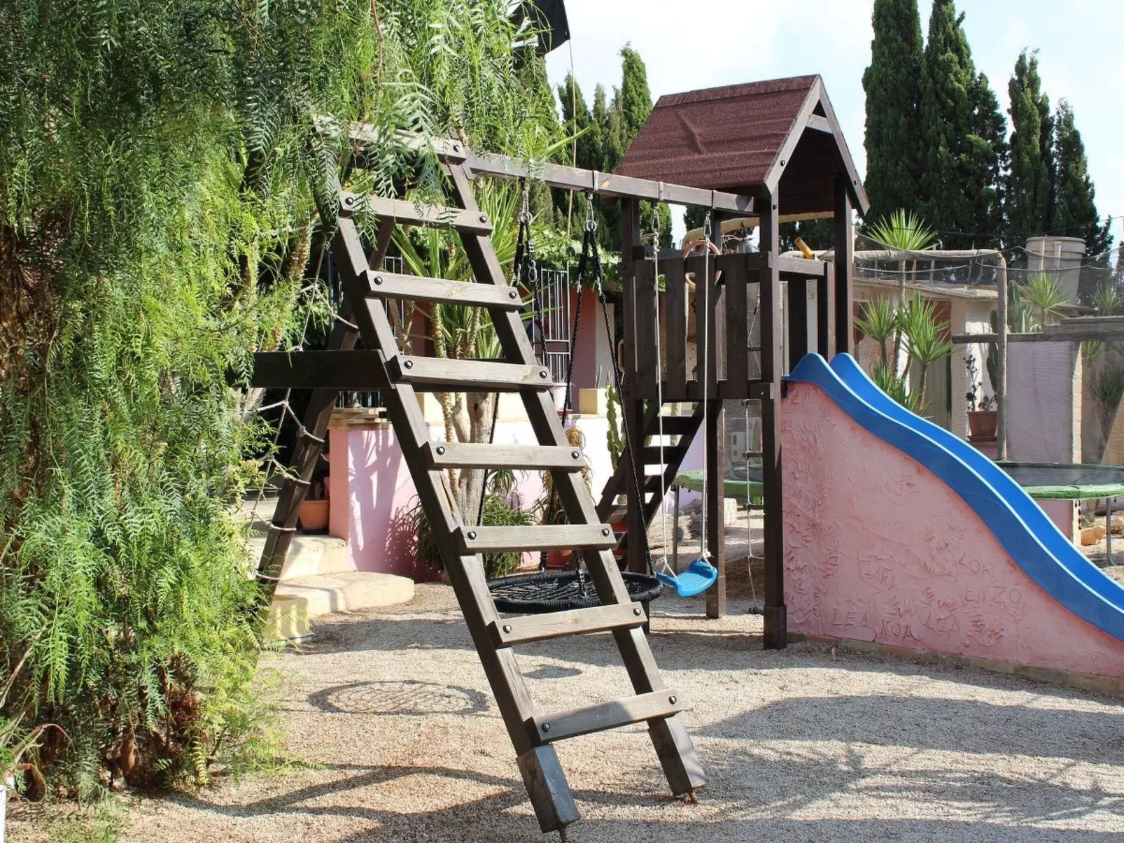 Casa Leticia in Las Beatas-Buiten