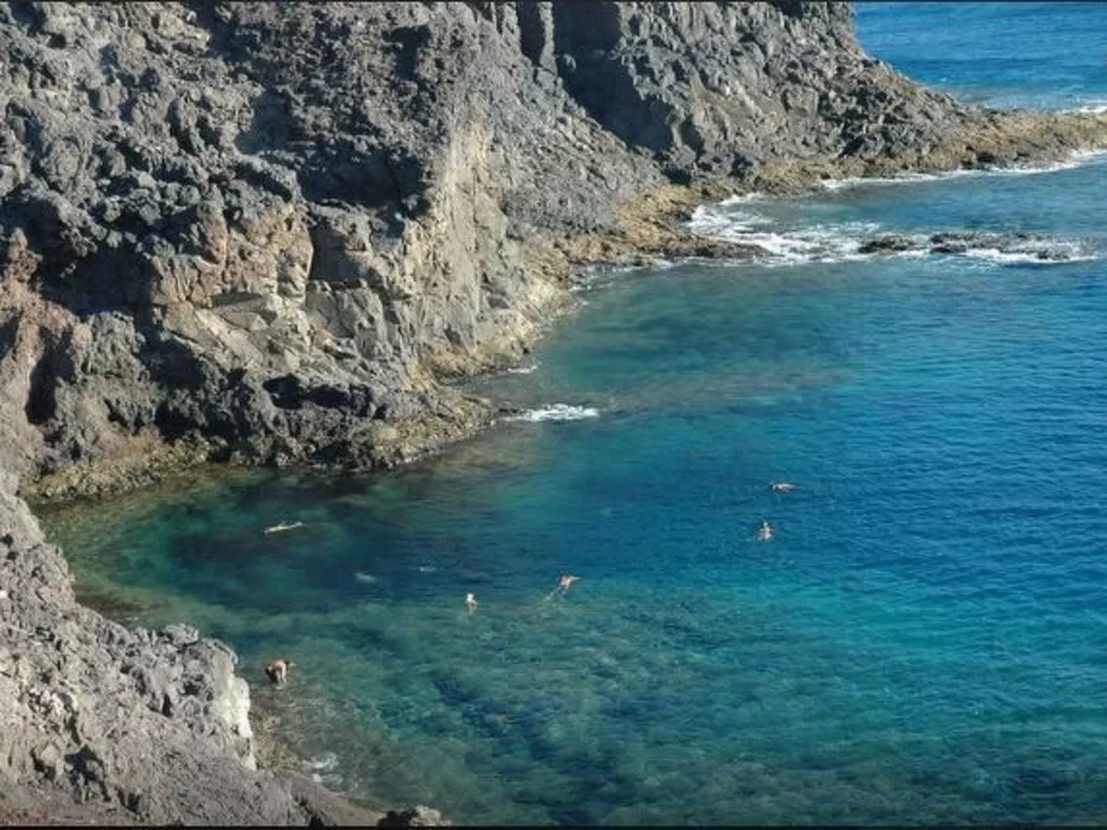 Wohnung "Faro de Sardina" mit Blick aufs Wasser-Buiten