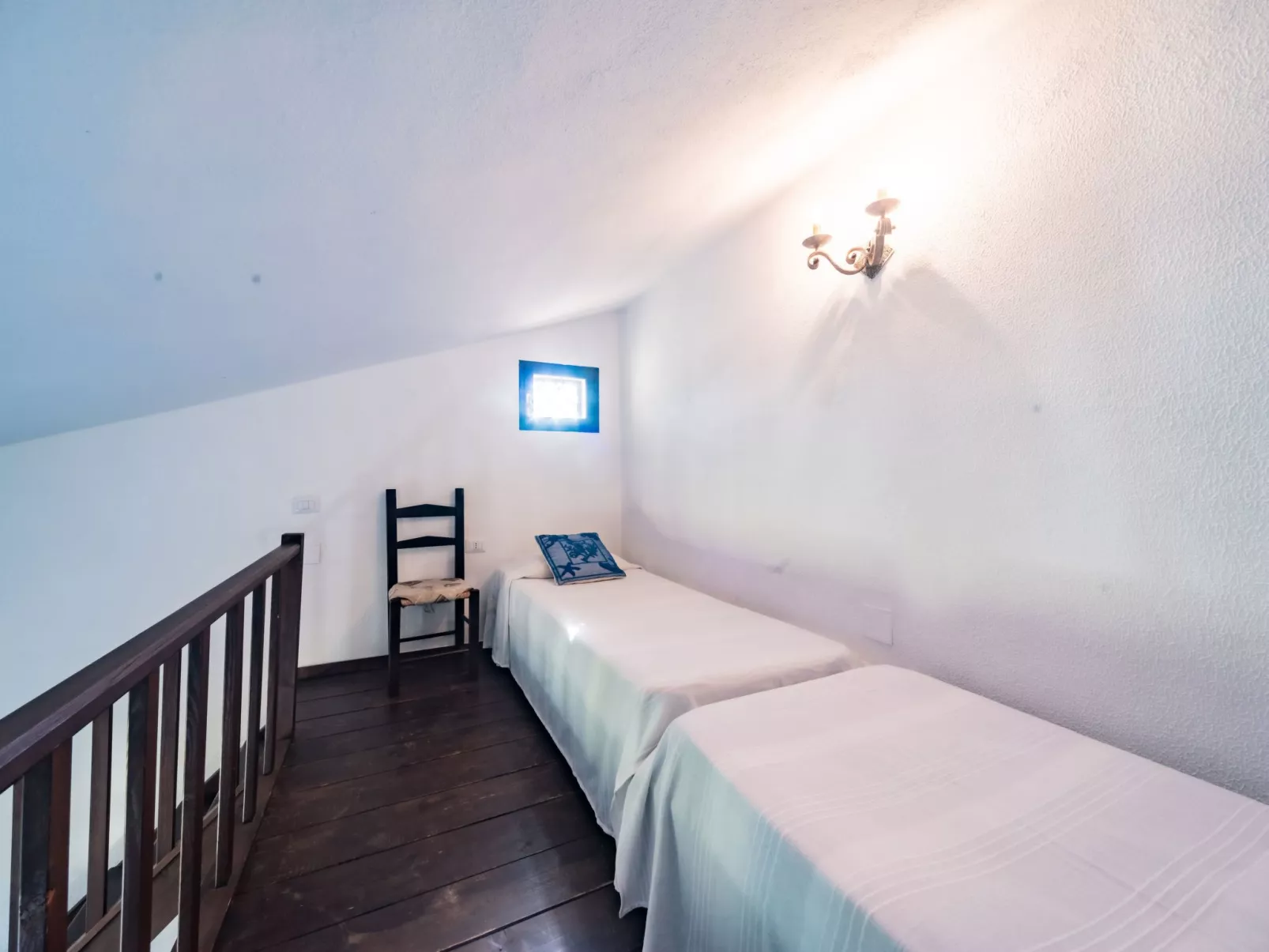 Modernes Ferienhaus in Gehweite zum Strand der Costa Rei-Image-tags.info