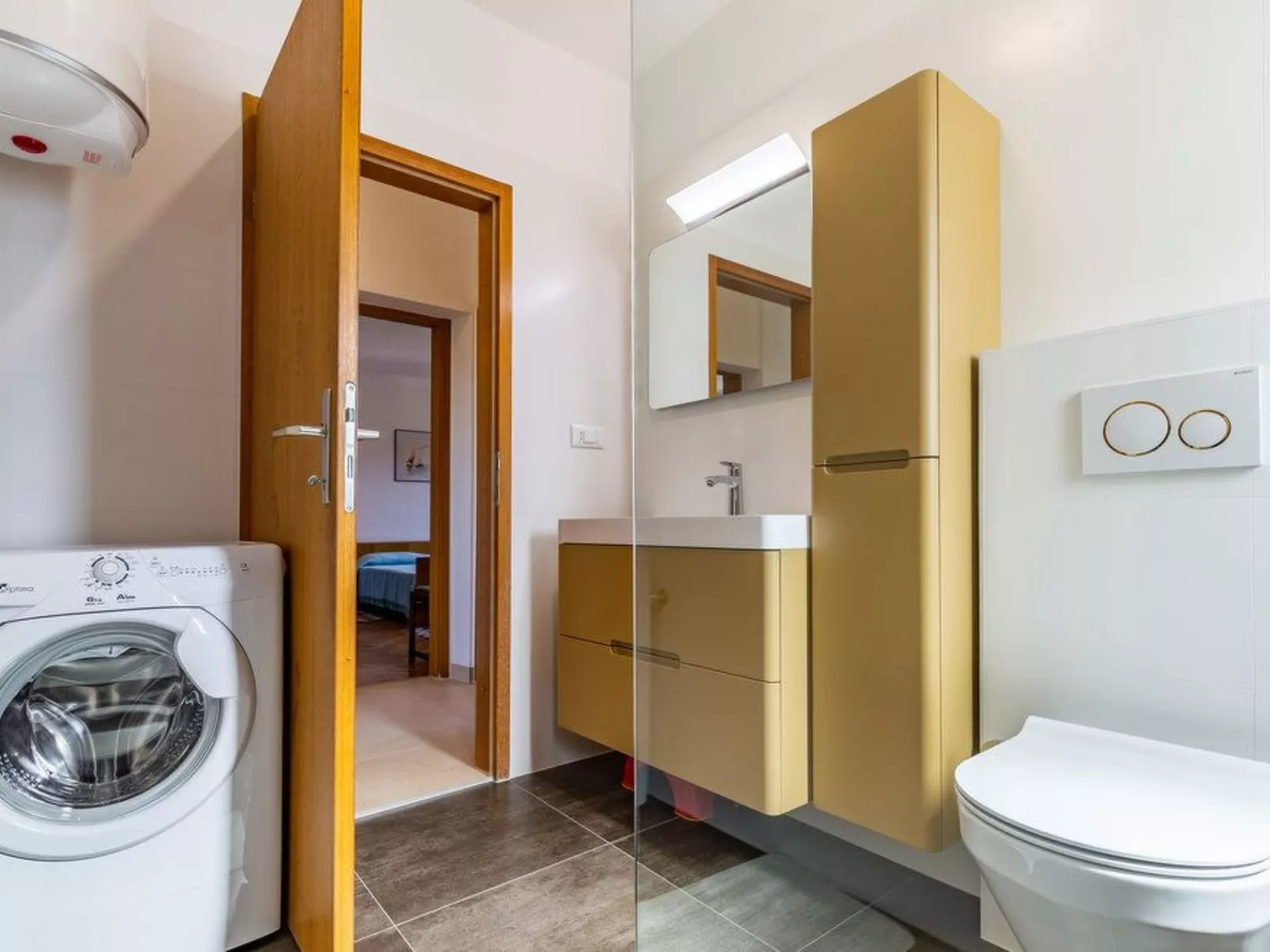 "Cim 423 - Rikato"-Binnen