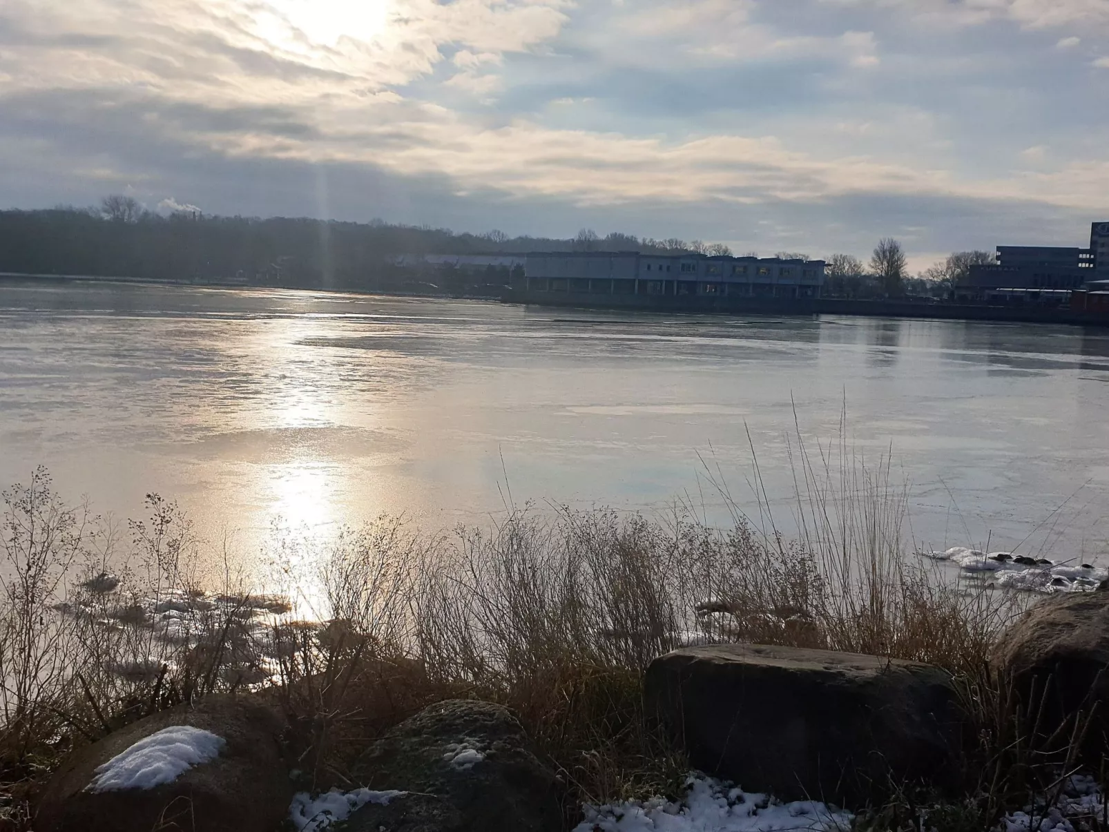 Strandurlaub im Ferienappartement mit Garten-Buiten