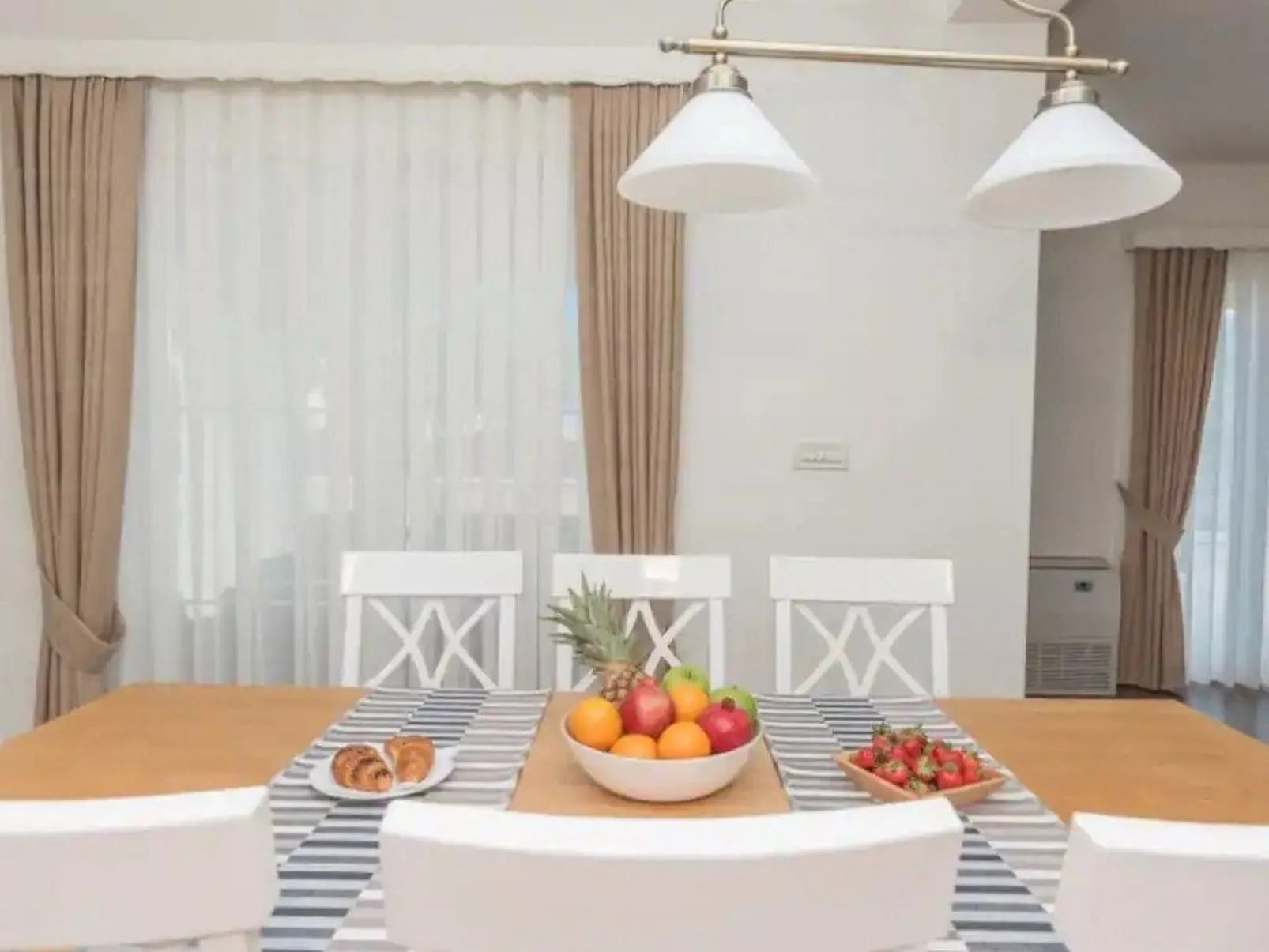 Villa Tomo - Binnen