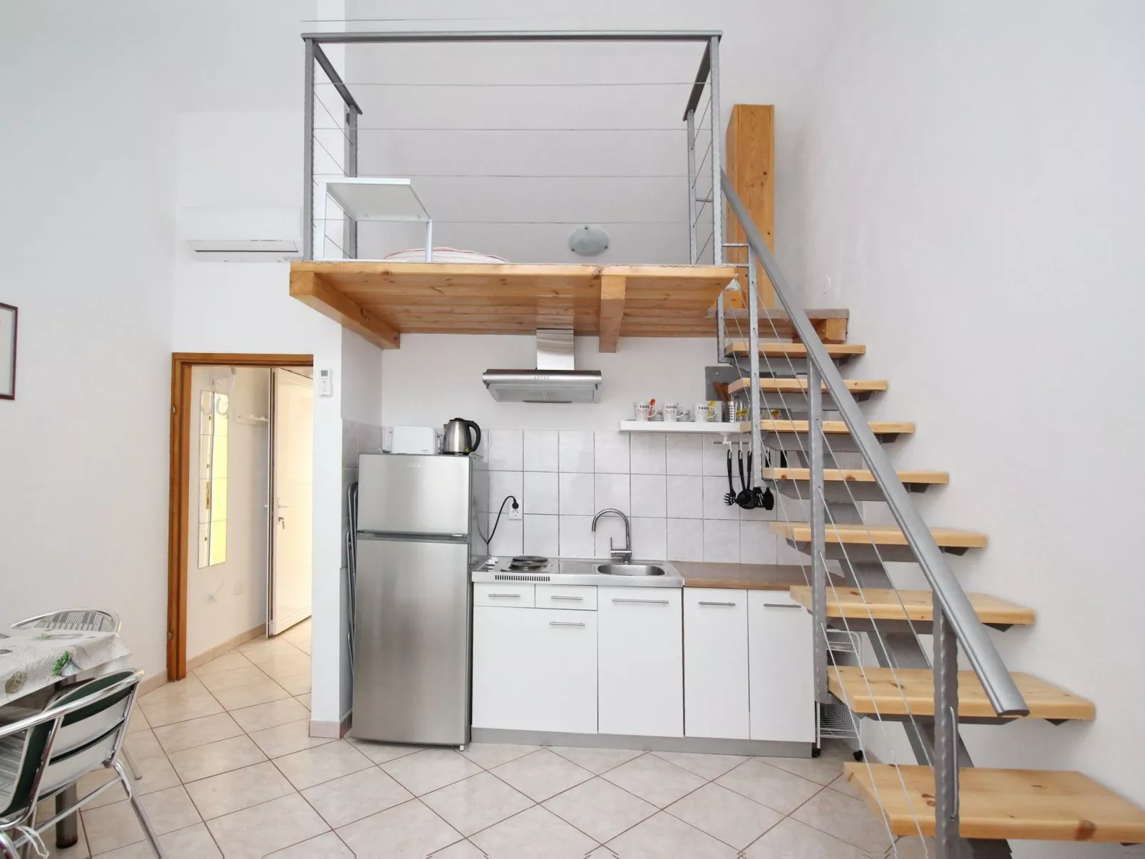 Judik ST-Image-tags.info