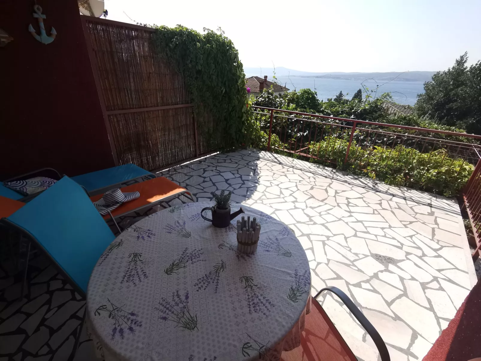 Wohnung in Crikvenica mit privatem Parkplatz-Buiten