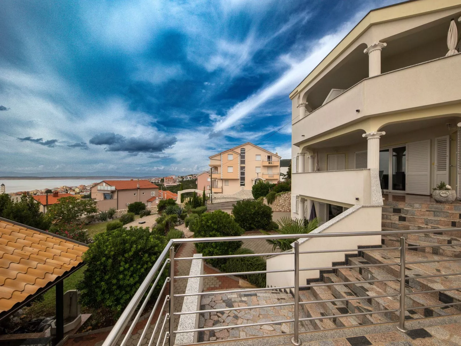 App2-Image-tags.info