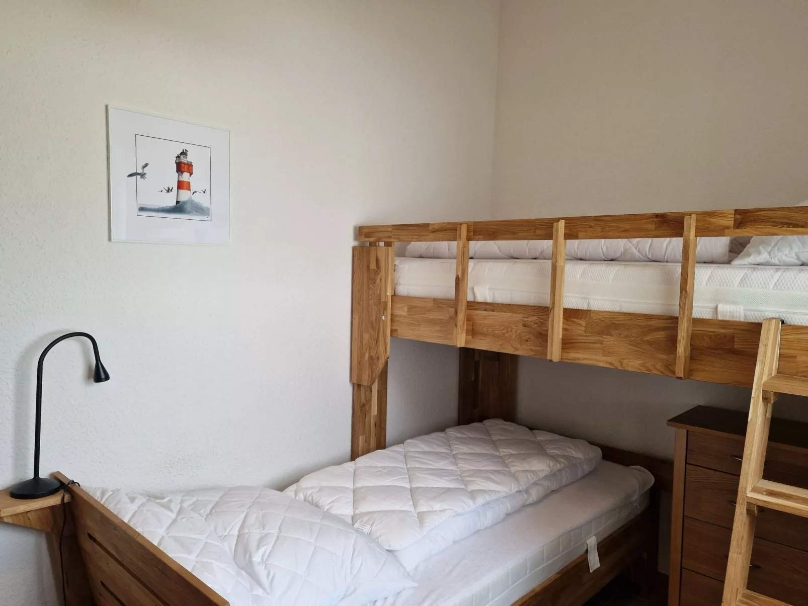 G8 freistehendes Ferienhaus mit Gartenhaus - Binnen