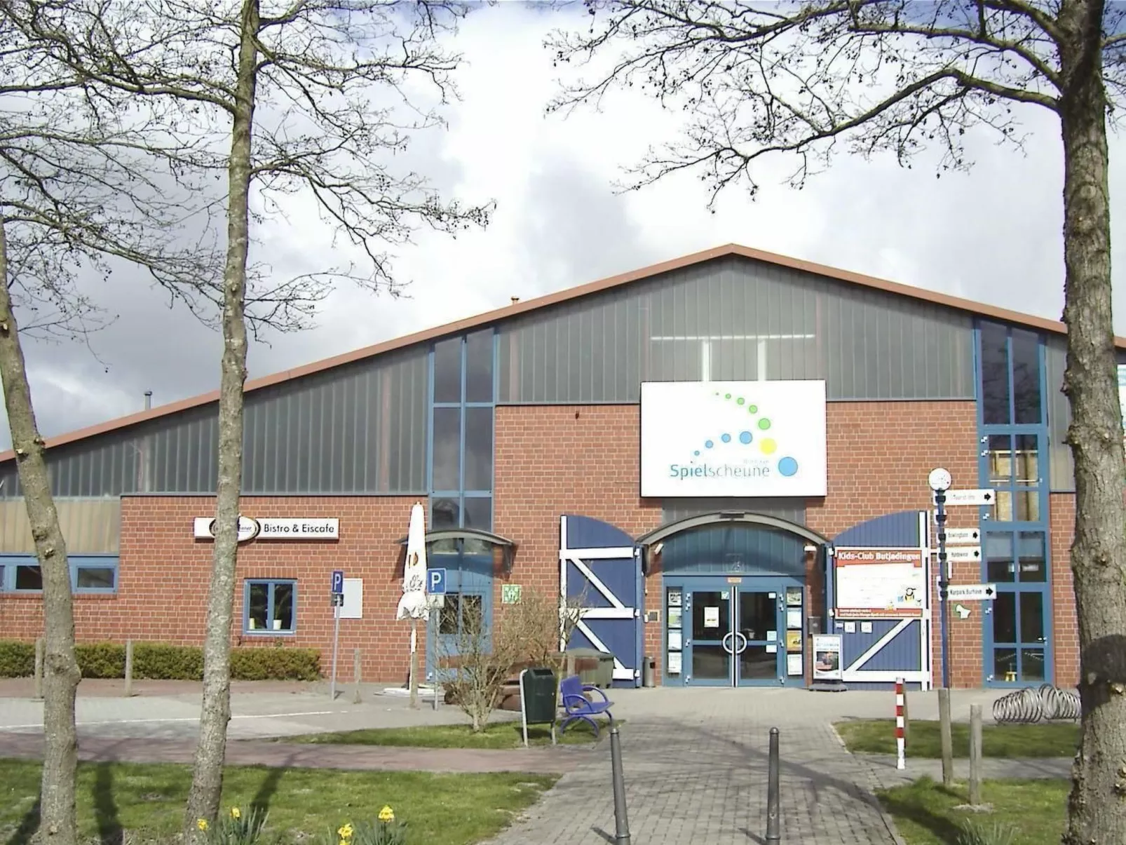 In Burhave mit Terrasse und Grill-Image-tags.info