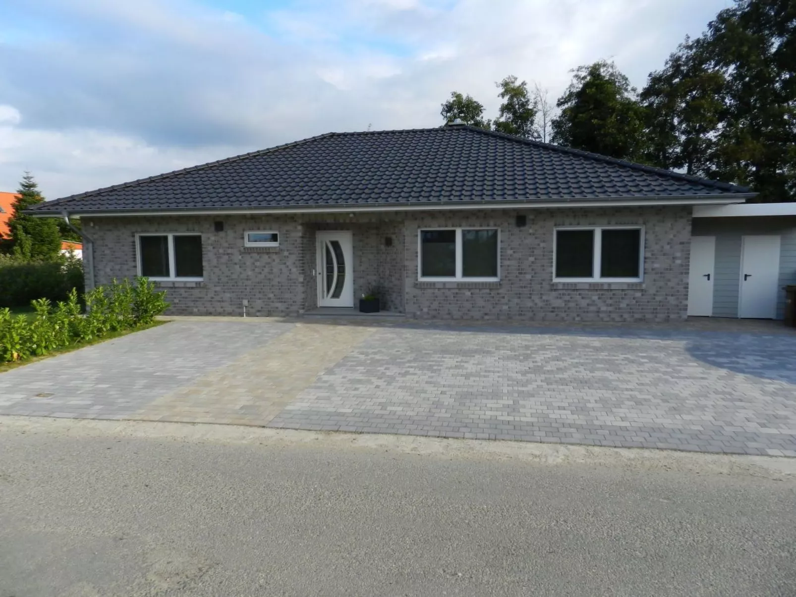 Gesamte Wohnung in Burhave mit Eigener Terrasse-Buiten