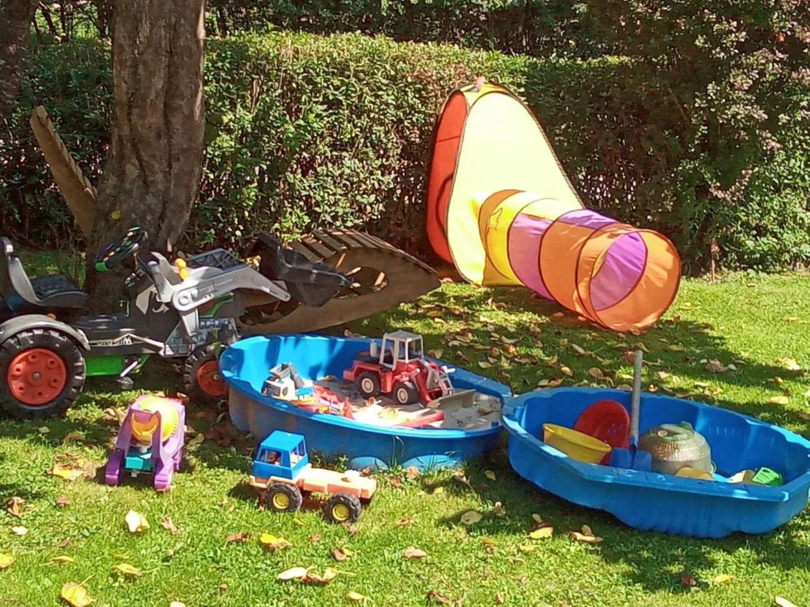 Exclusive Ferienwohnung mit Balkon-Buiten