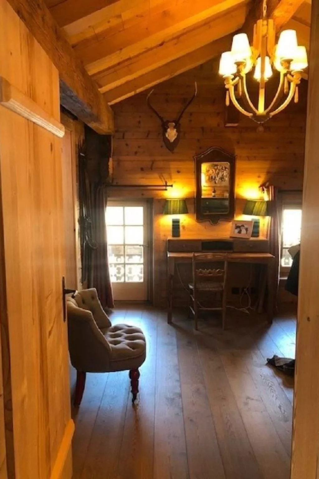 Authentisches Schweizer Alpenchalet aus dem 18. Jh.-Image-tags.info