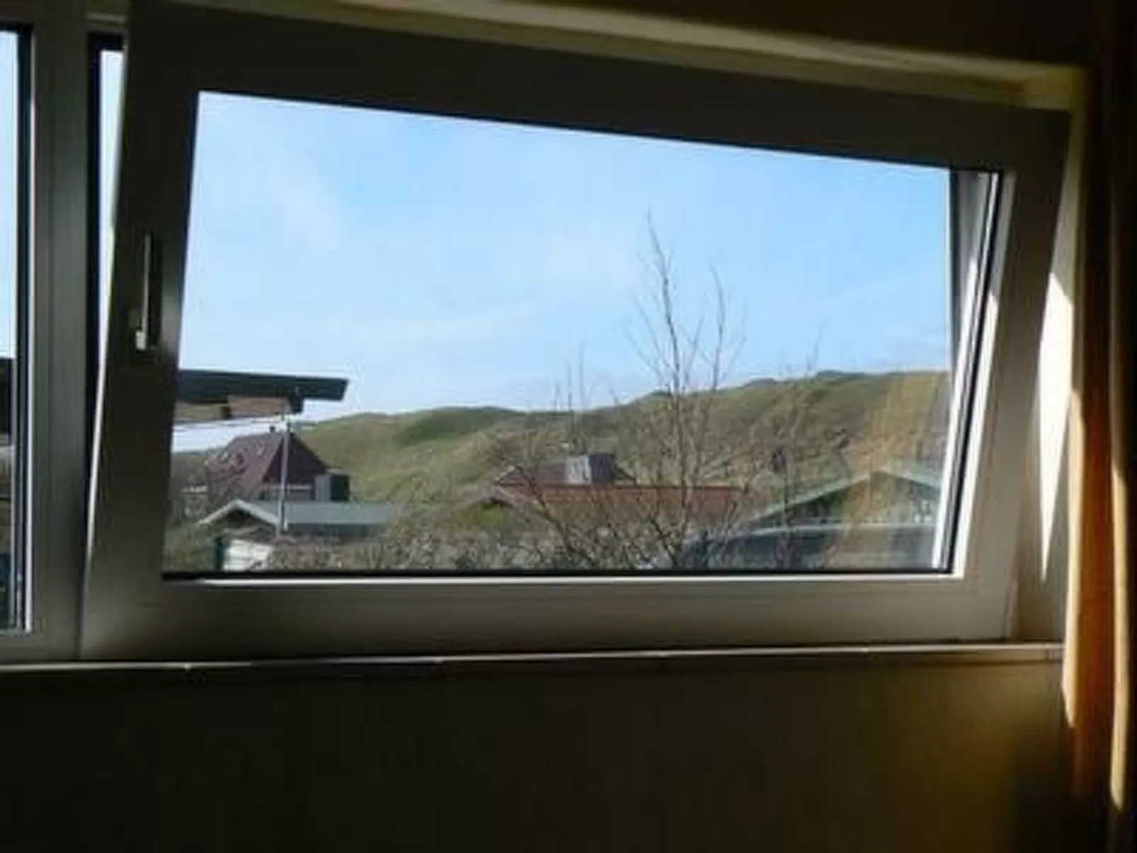 Schönes Ferienhaus Strandopgang in Julianadorp-Binnen