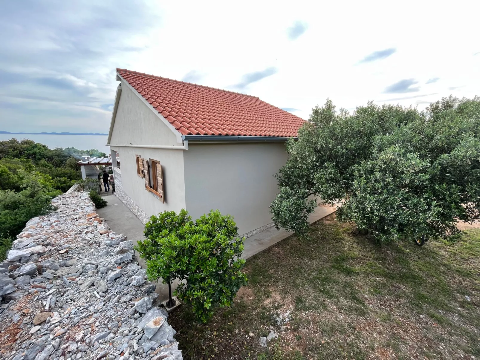 Modernes Ferienhaus Robinson in Dobropoljana-Buiten