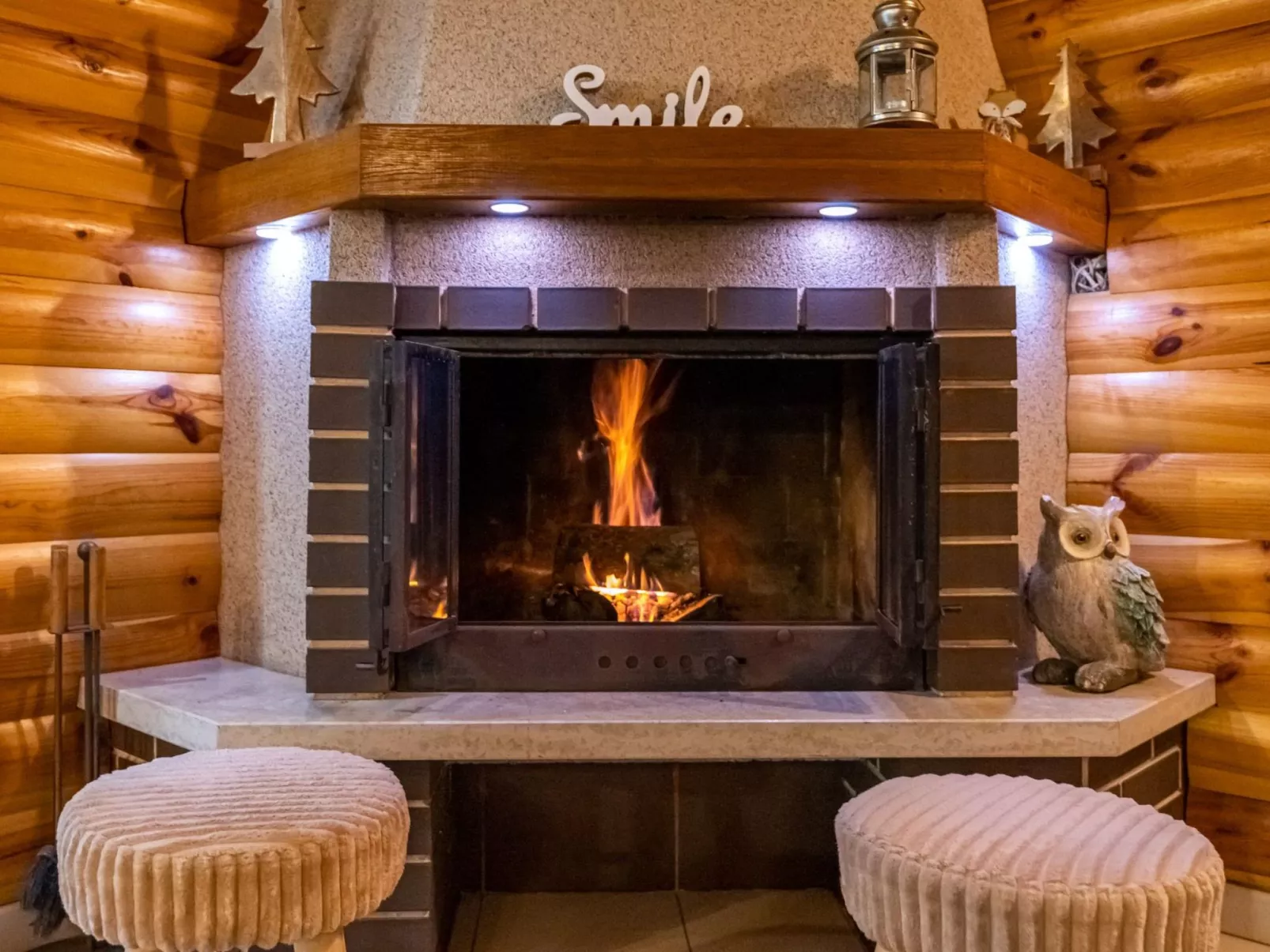 Mala vila Rebeka -großer SwimmingPool-Binnen