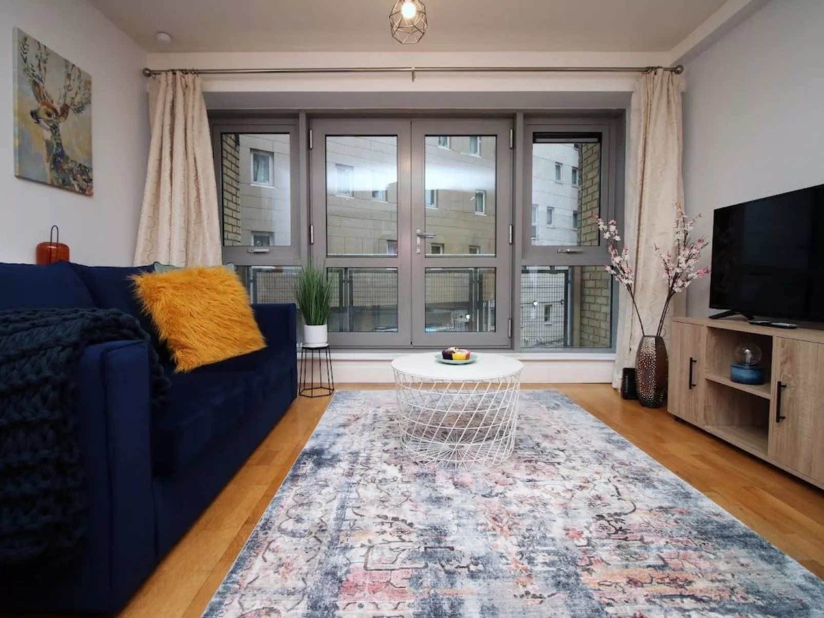 Zentrale Wohnung Bristol, 2 Betten, Balkon, Wi-Fi-Image-tags.info