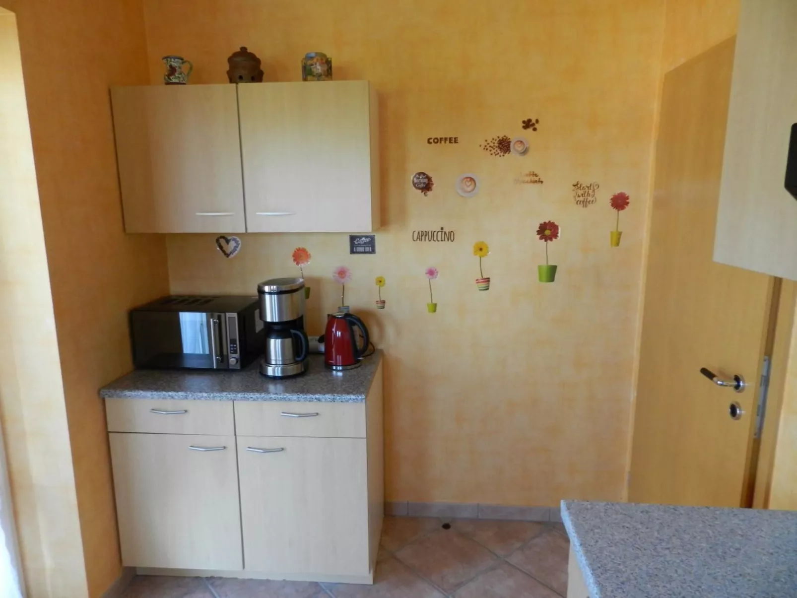 Schöne Ferienwohnung mit Terrasse und Moselblick-Image-tags.info