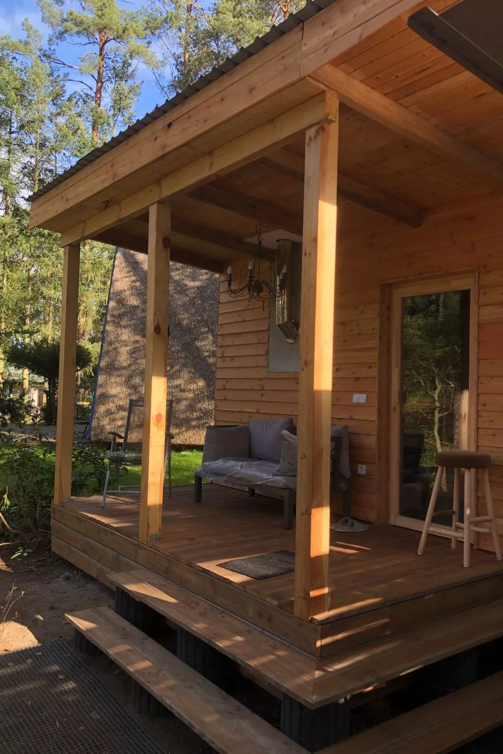 Reetdach Ferienhaus am Lübbesee Sauna Bootsteg neu-Binnen