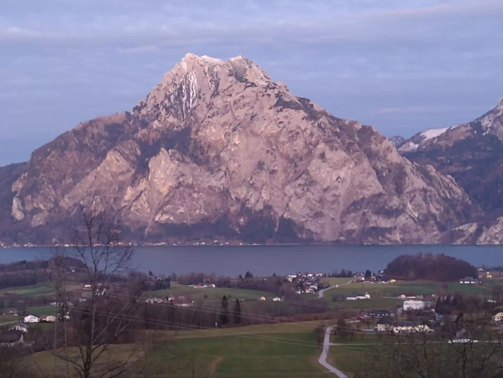 Haus Traunsee-Blick-Buiten