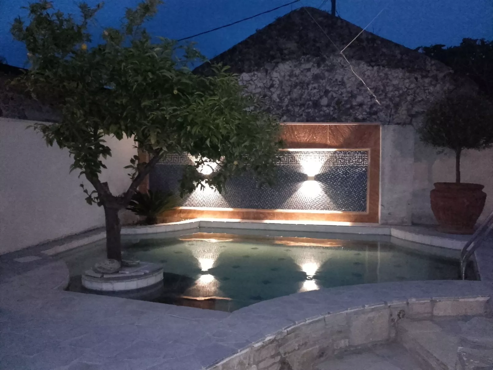 Ruhig gelegenes Ferienhaus mit eigenem Pool-Image-tags.info