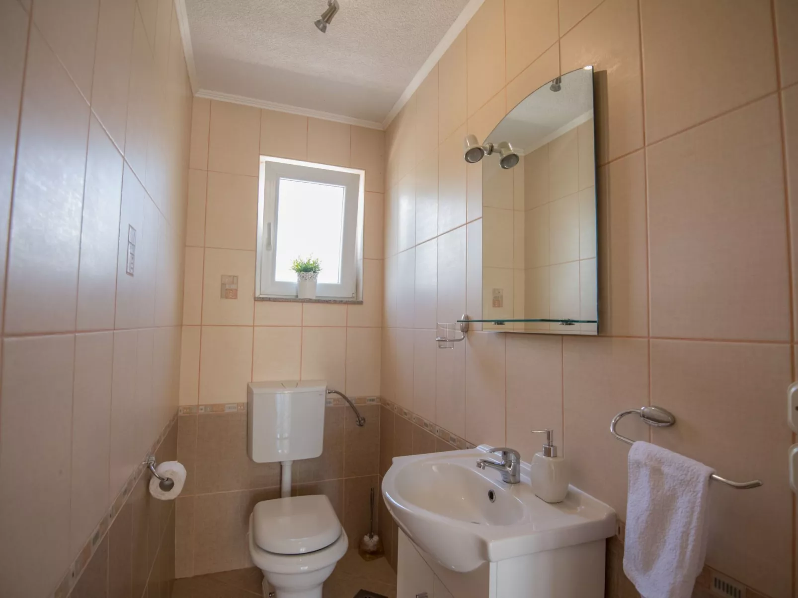 Freistehende Villa Iva Grubine mit Privatpool-Image-tags.info