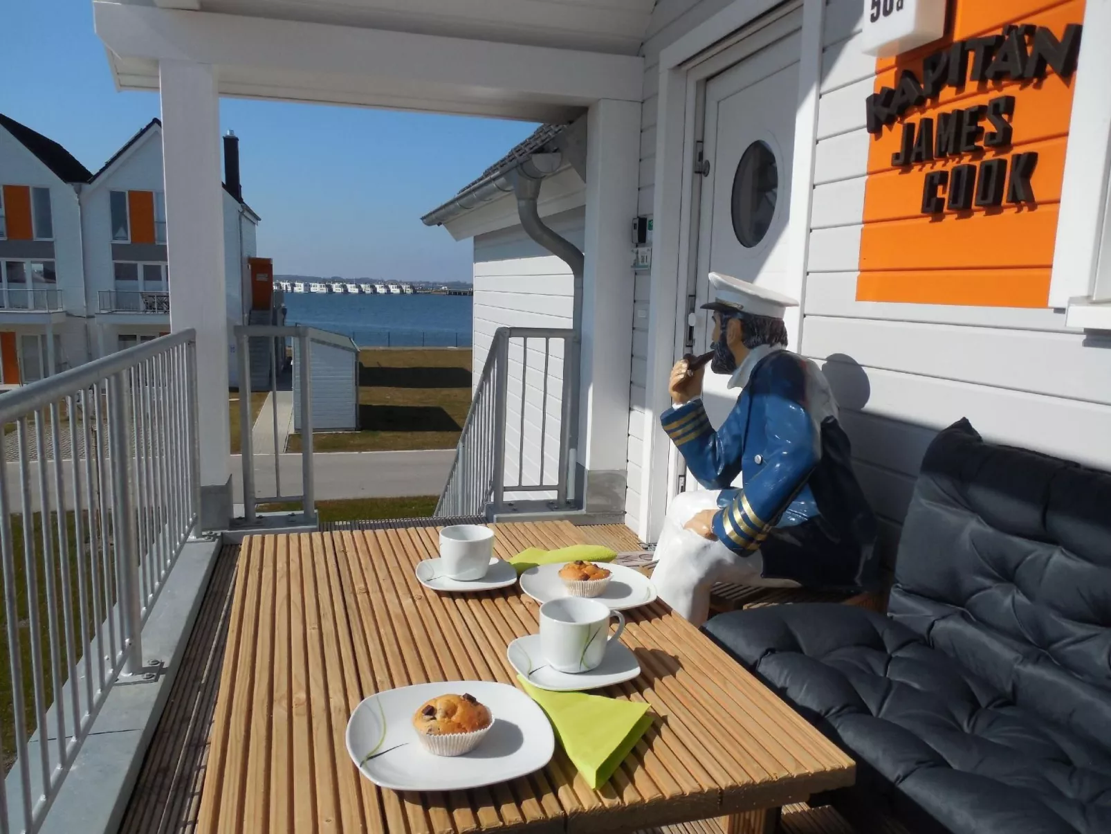 Fewo Kapitän James Cook, E-Ladesäule, Wasserbett-Binnen