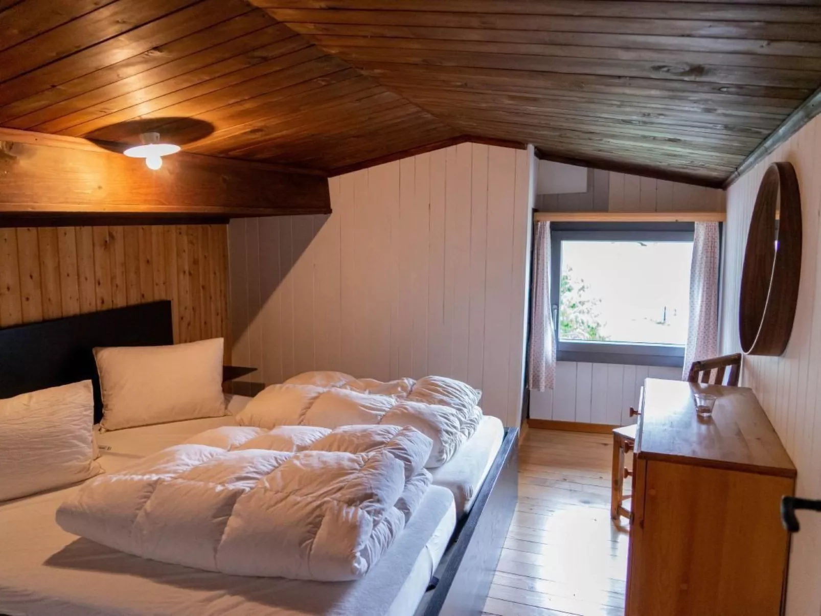 Maiensäss 5.5 Zi sonnig und rustikal-Binnen