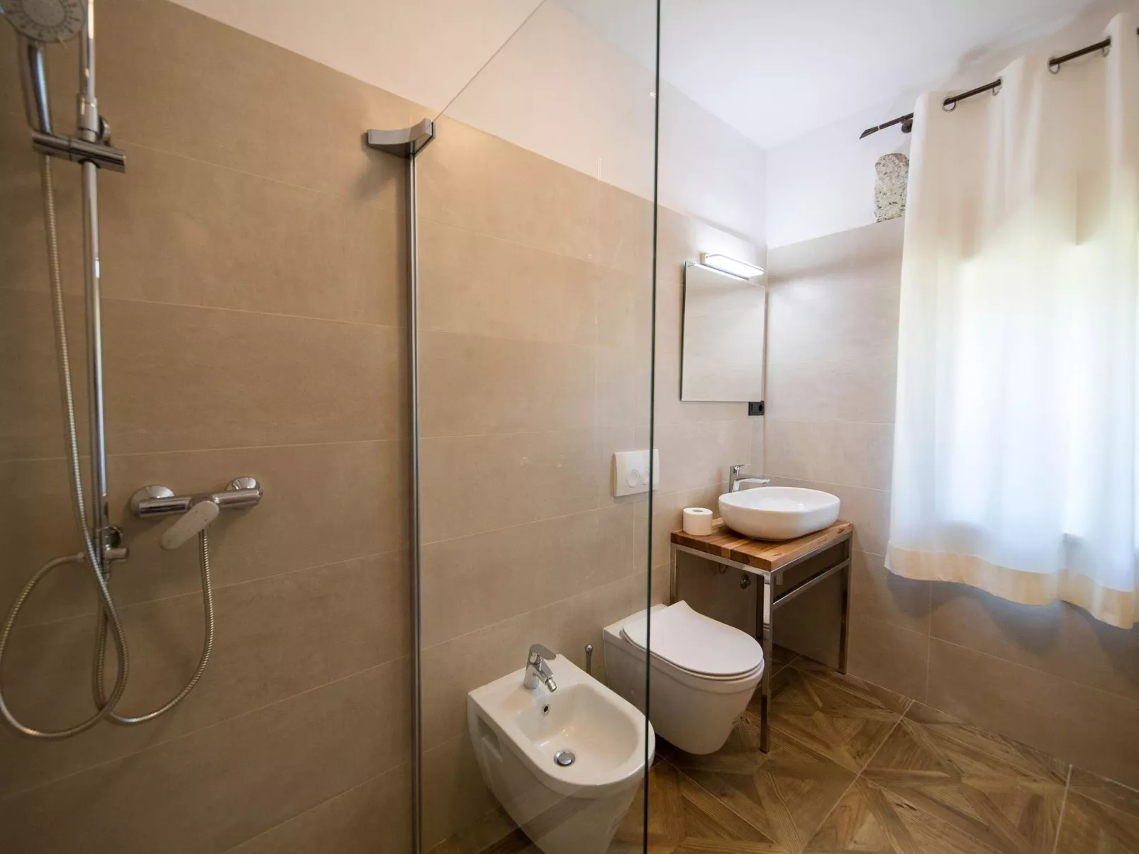 Villa Olympia-Image-tags.info