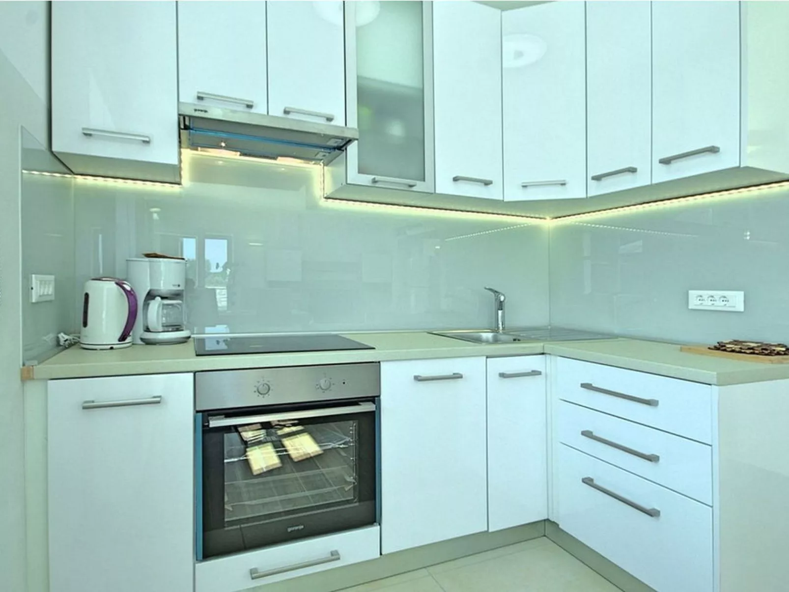 Villa Lenka mit Pool-Image-tags.info