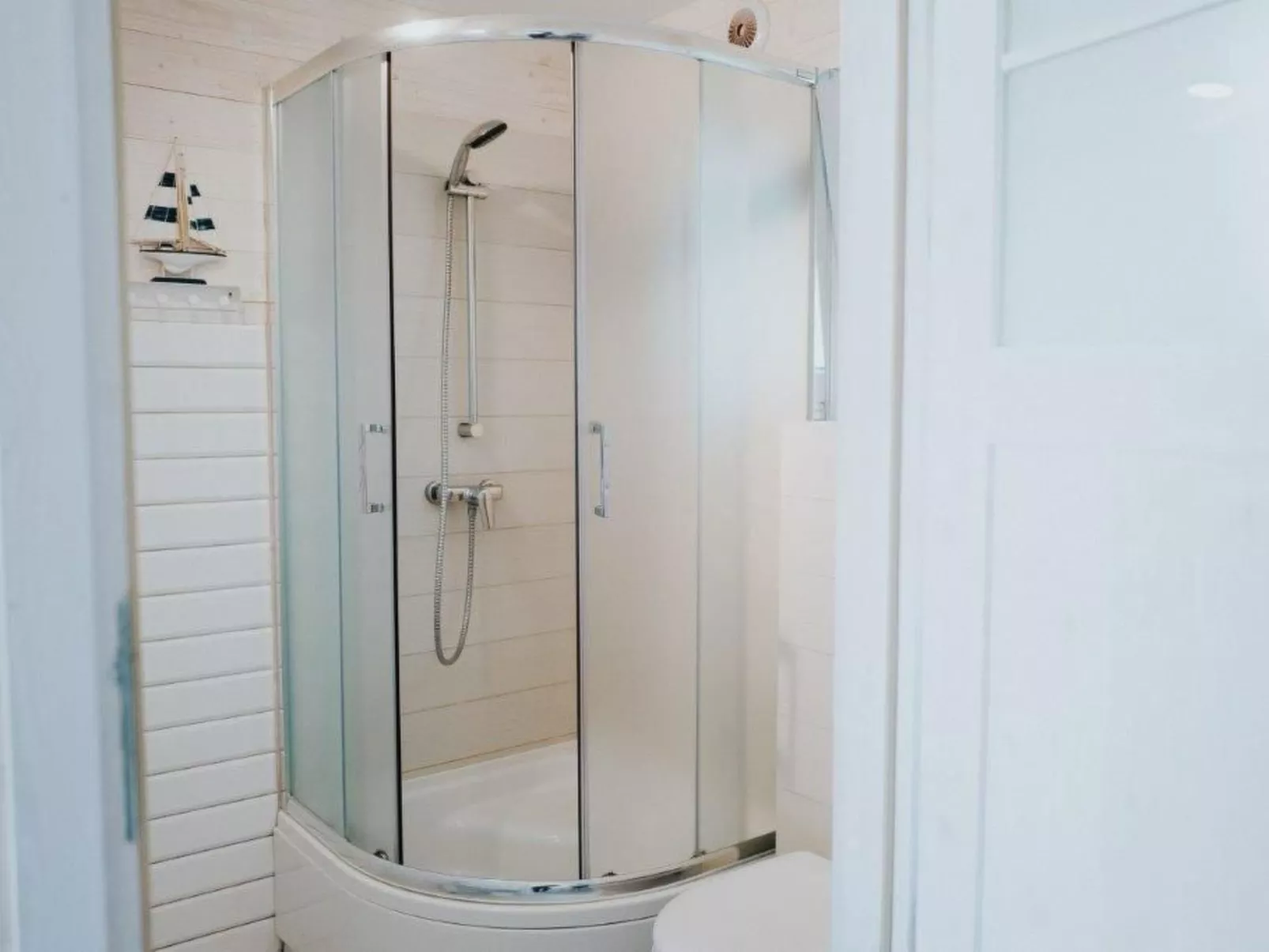 Naval House am Spielplatz 2-Binnen