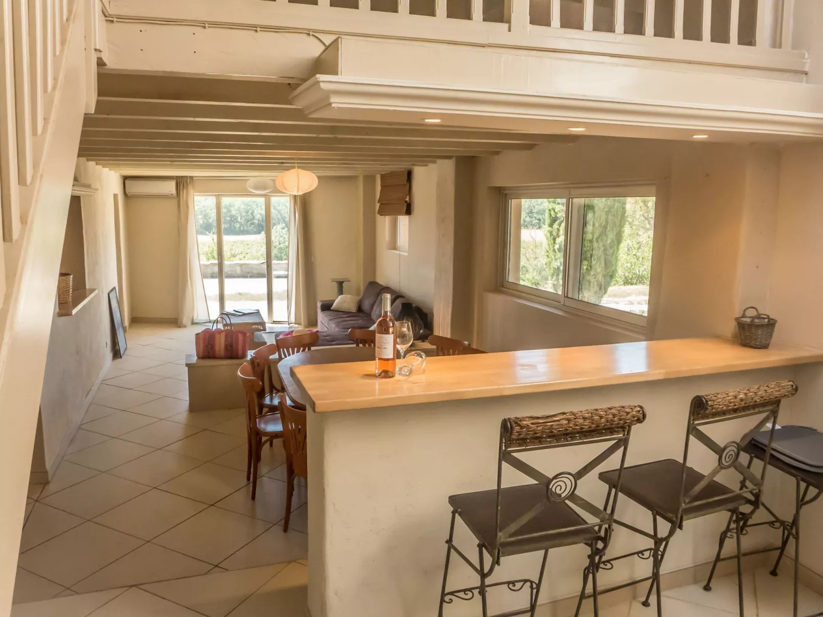 Villa mit Garten, Grill und Terrasse-Binnen