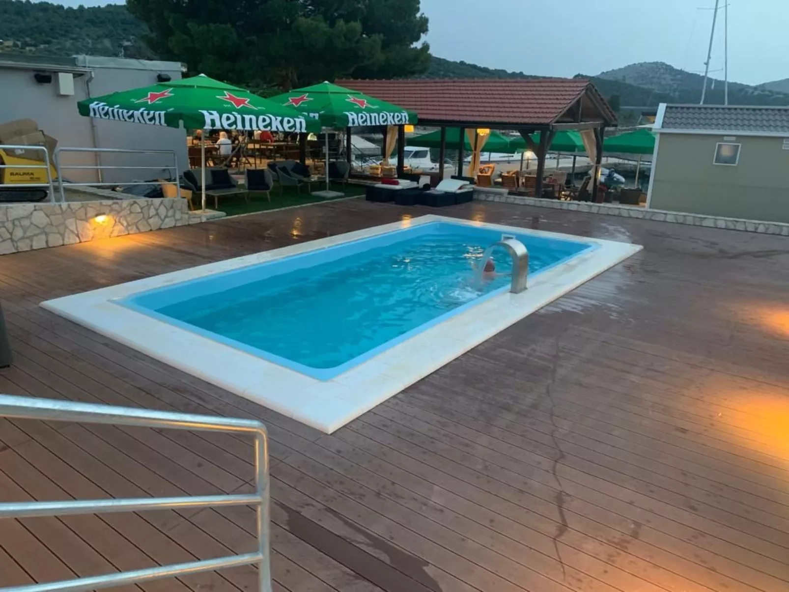 Strandhaus Hela - Ferienanlage Bain, Žut - Kornati-Image-tags.info