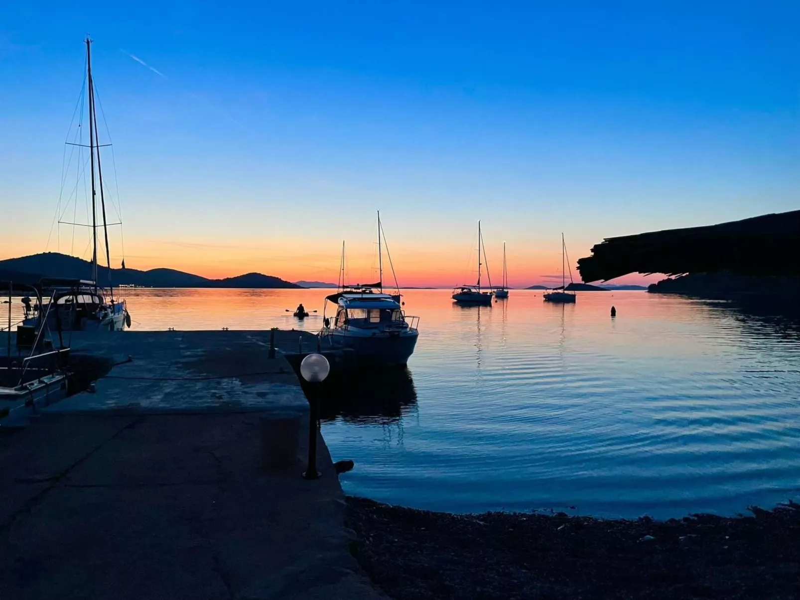 Strandhaus Danica - Ferienanlage Bain, Žut - Kornati-Buiten