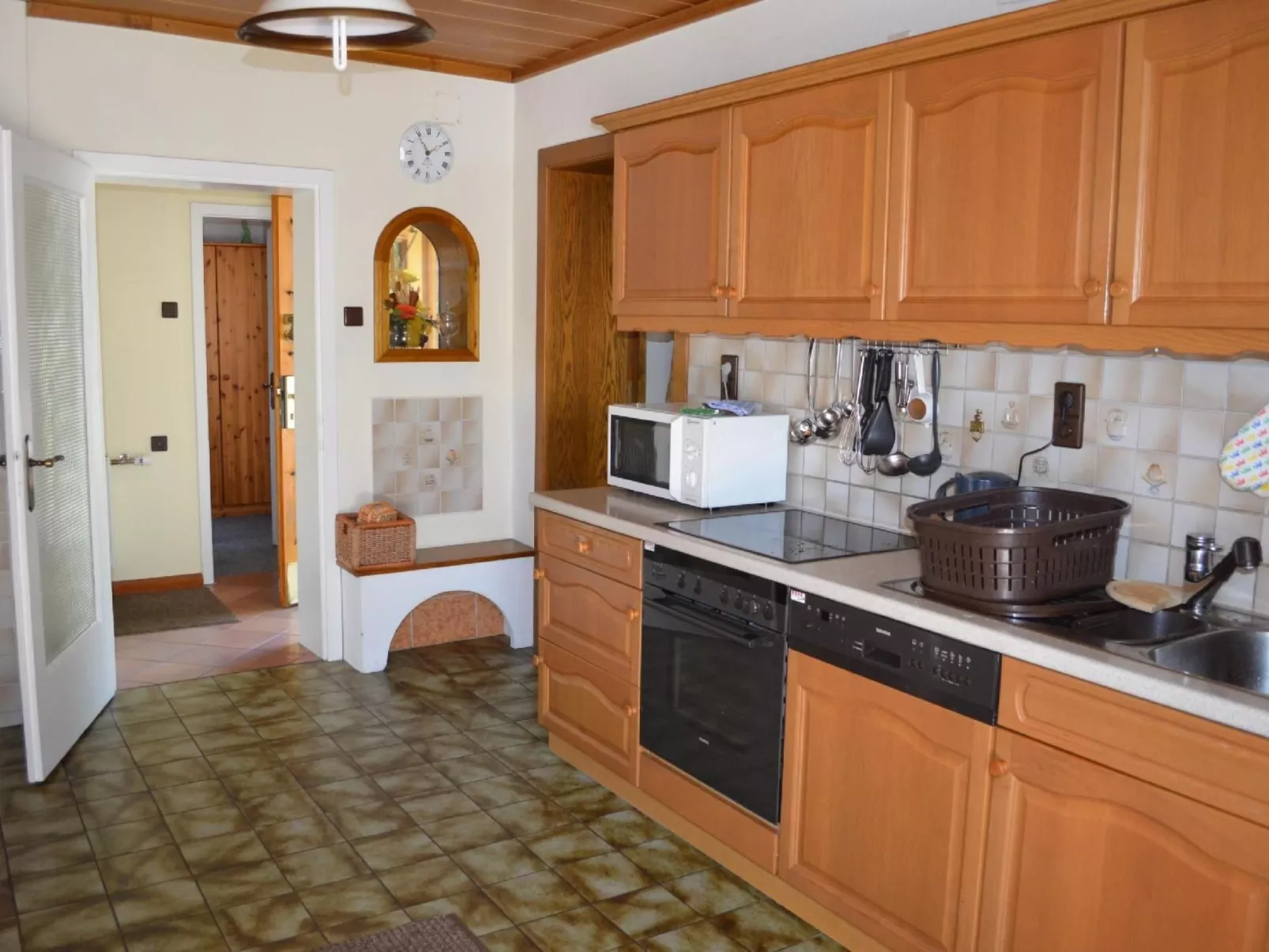 Erna Angermaier-Binnen