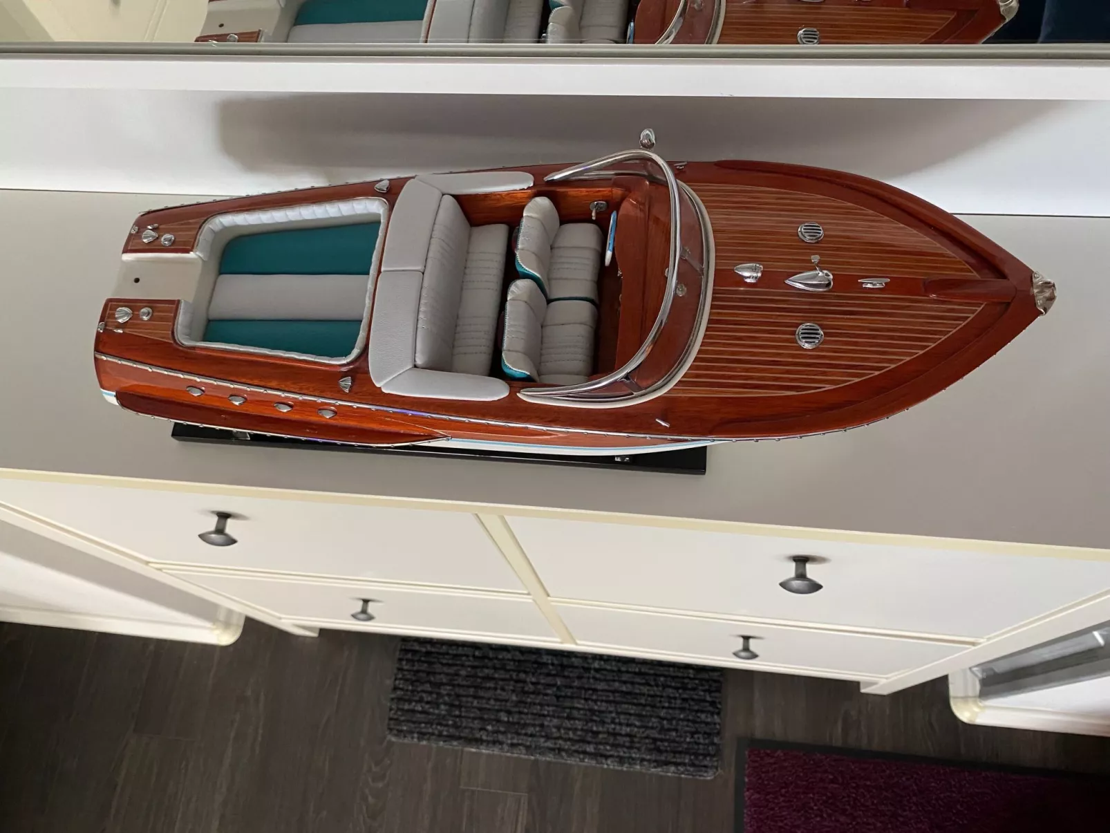 In ruhiger Lage mit großem Balkon-Image-tags.info