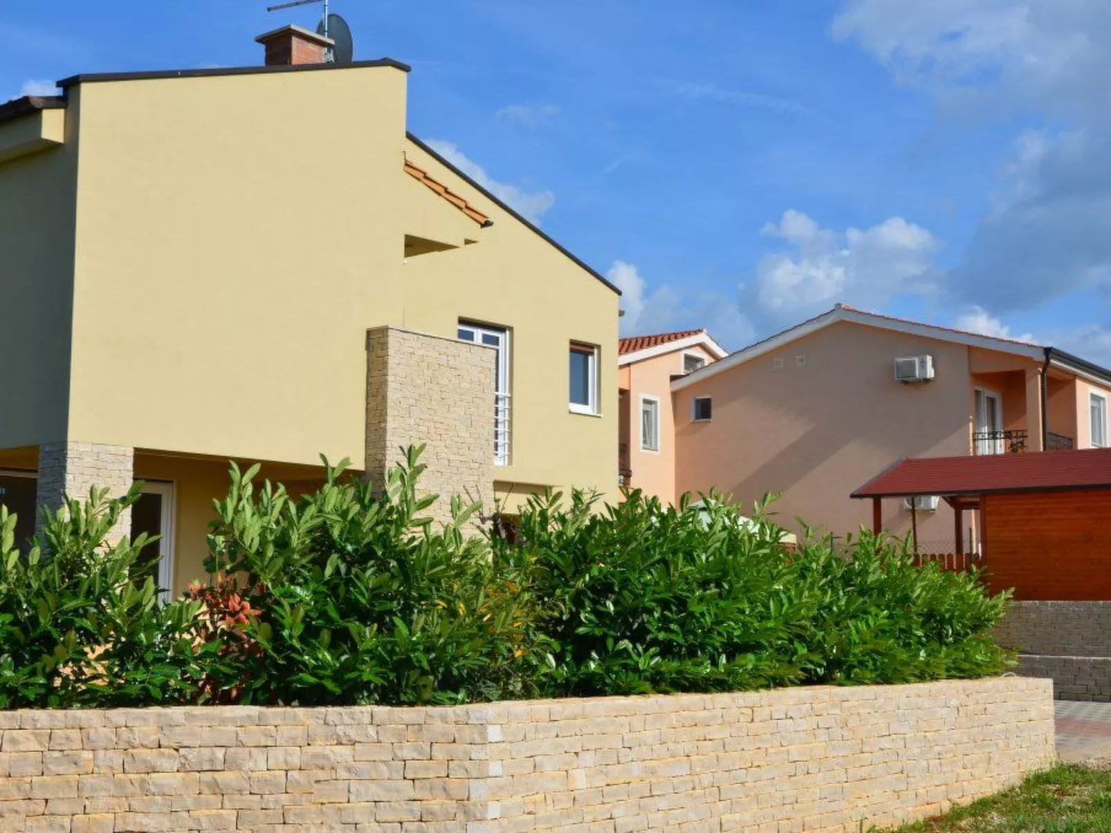 Mit Blick auf das Wasser-Buiten