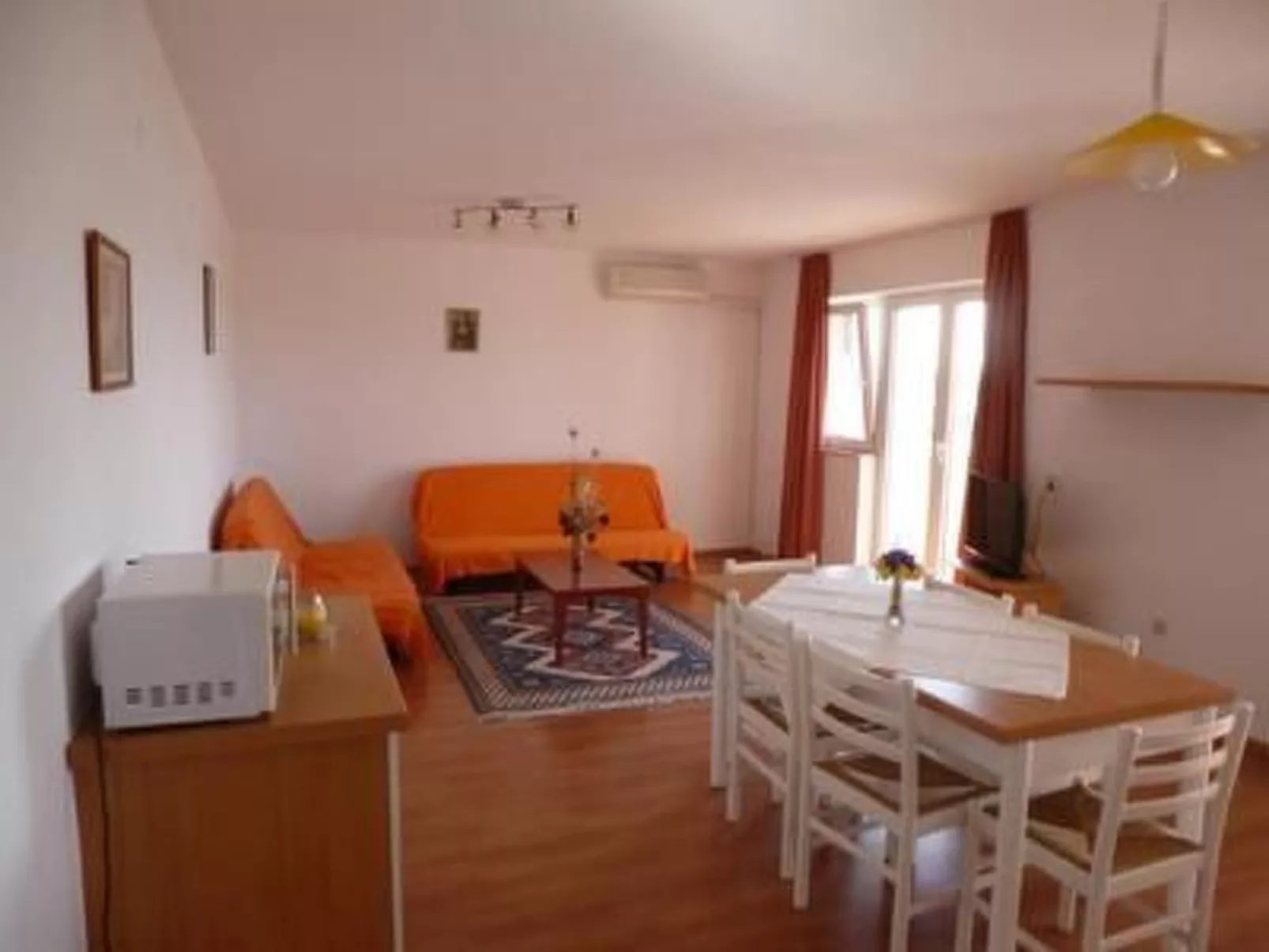 Nette Ferienwohnung mit Whirlpool und Garten-Image-tags.info