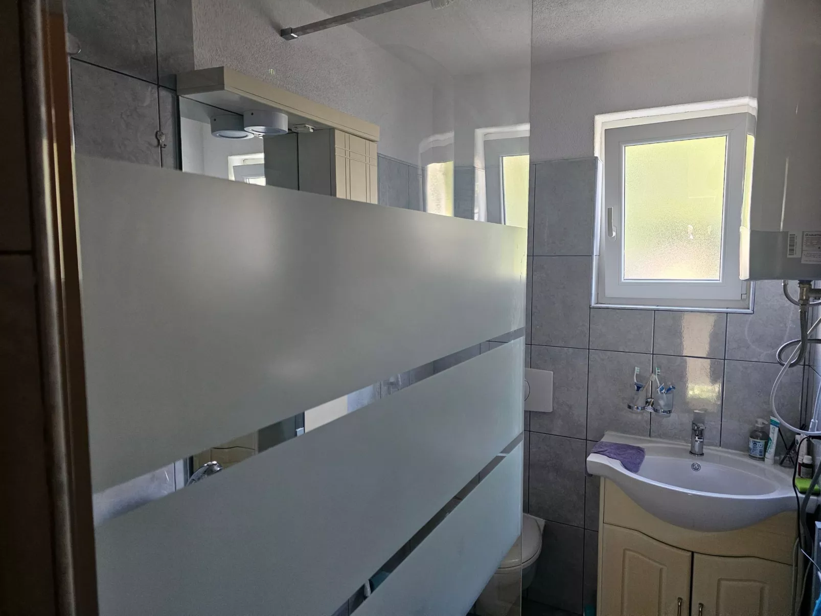 Appartement mit Balkon und Meerblick-Binnen