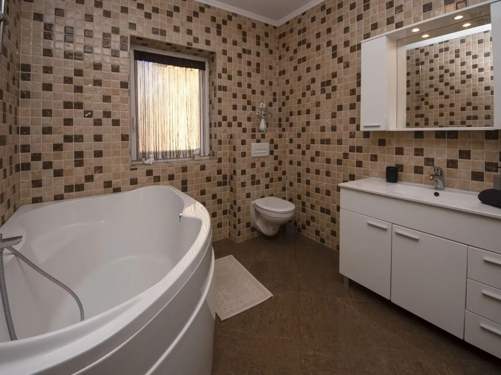 Villa Whitestone bei Šibenik-Binnen