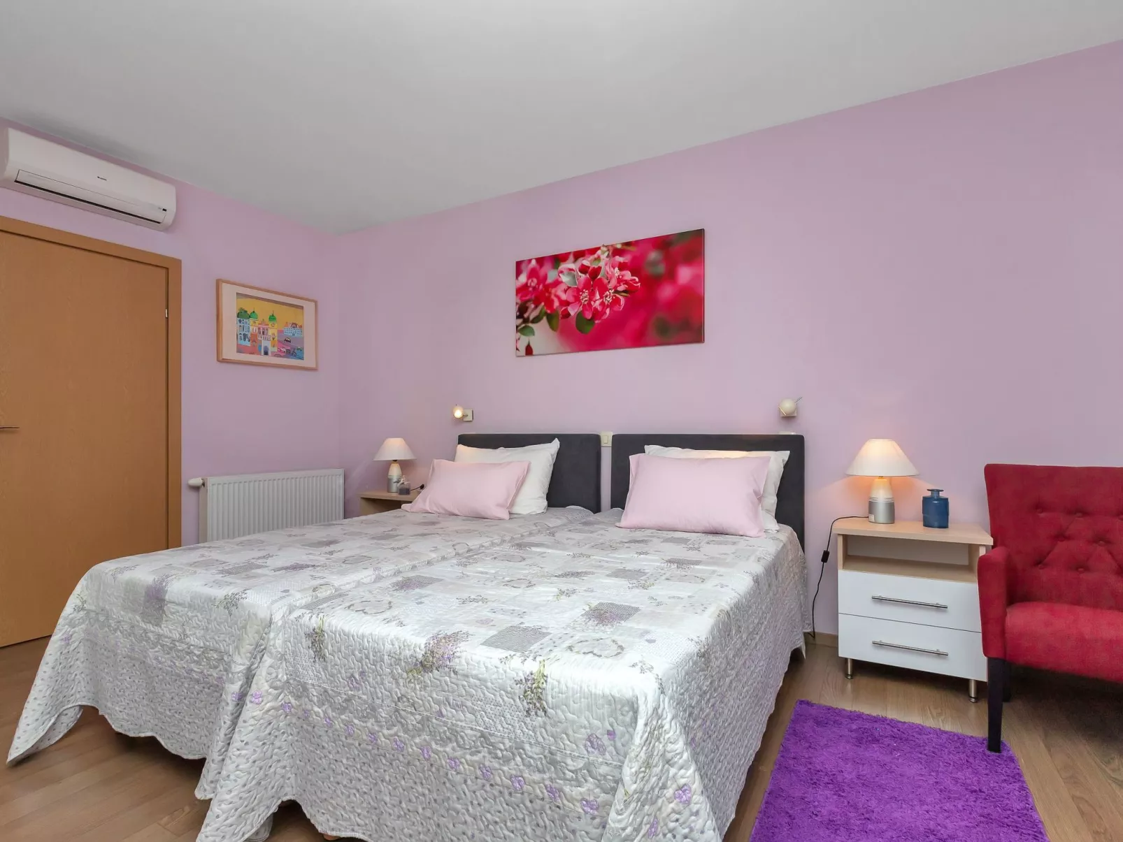 Villa "Lilly" mit Infinity-Pool-Binnen