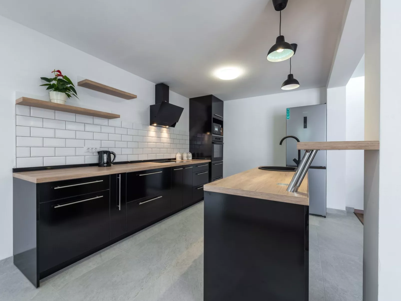 Moderne Villa mit Infinity-Pool und atemberaubendem Meerblick Dia-Binnen