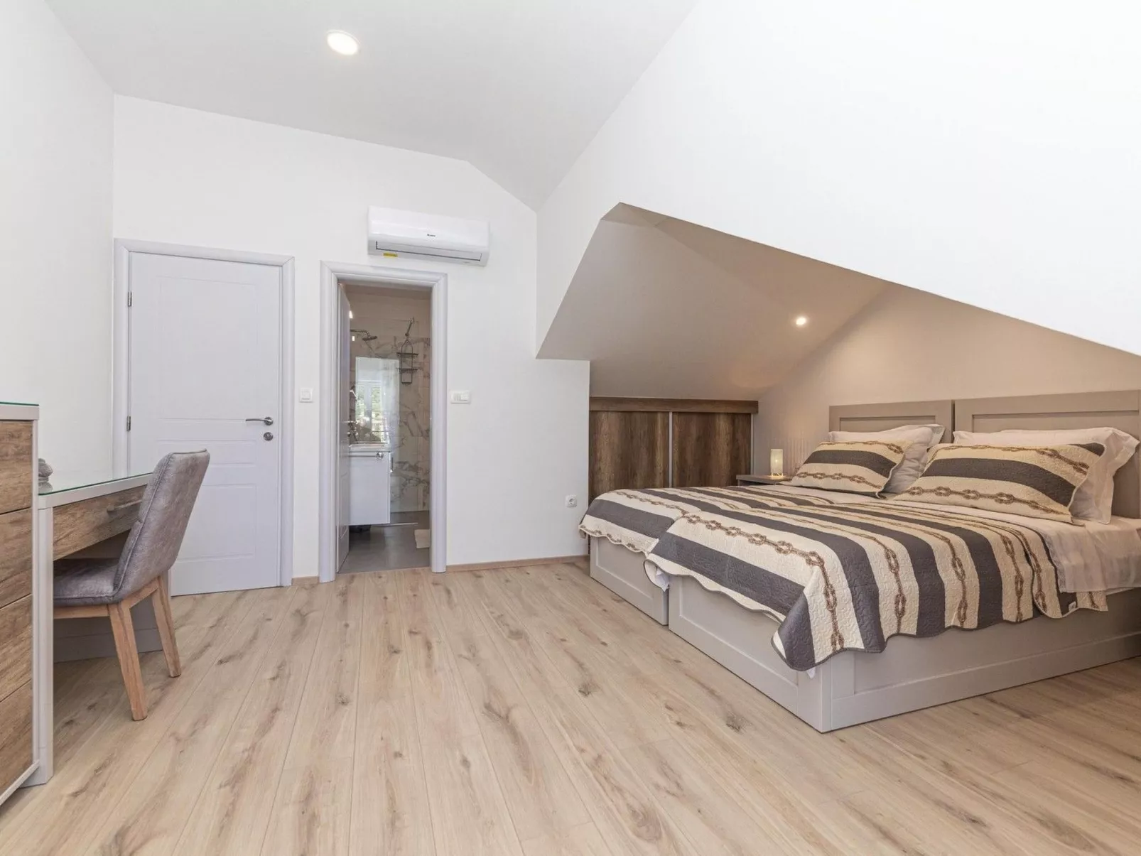 Steinvilla am Strand Nina - EOS CROATIA-Binnen