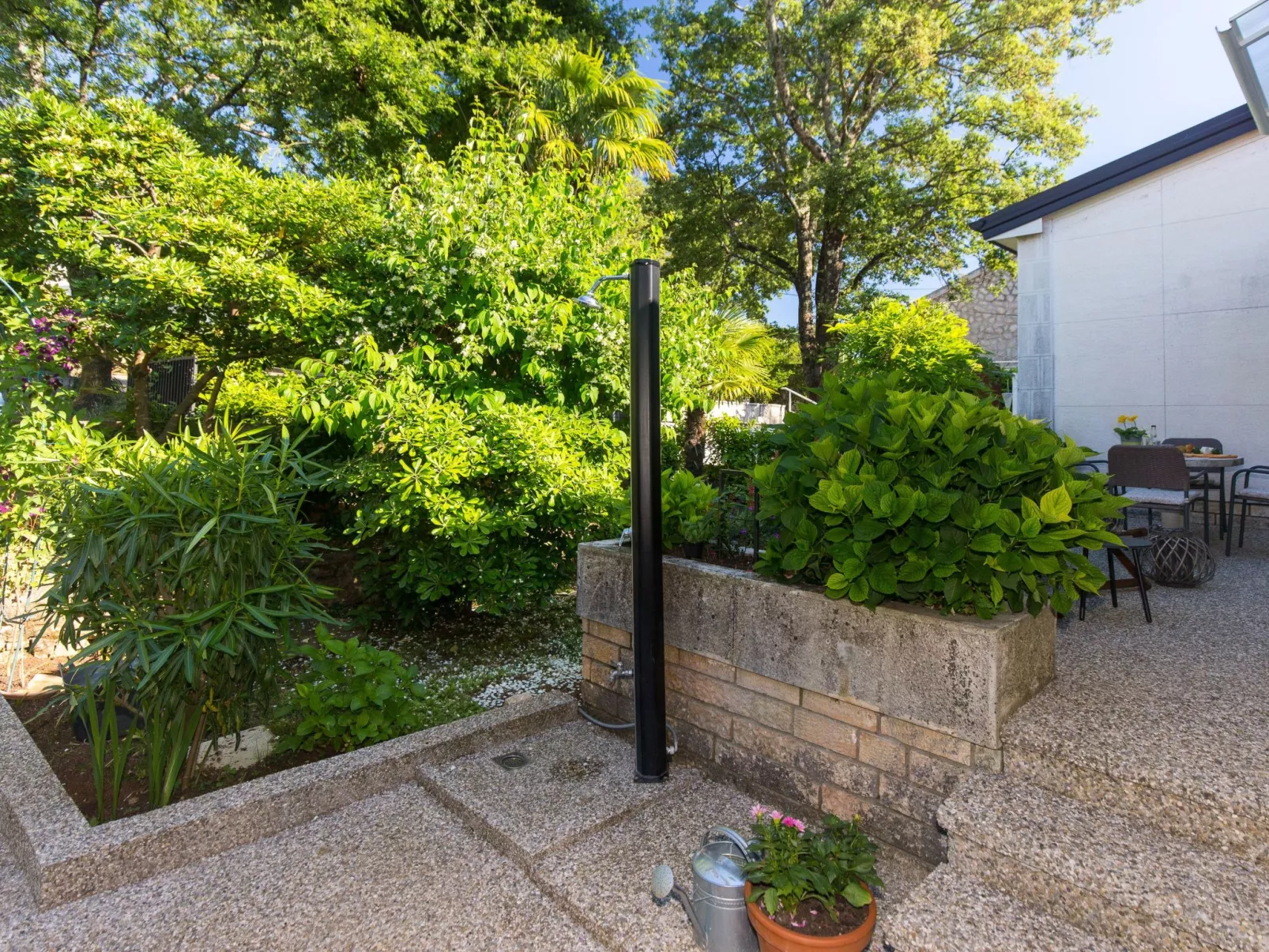 Wohnung "Villa Karmen" direkt am Strand-Buiten