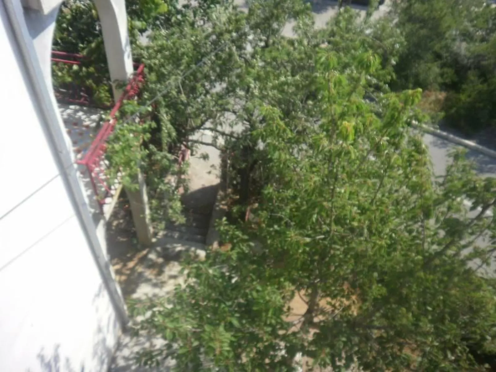 "Manda 2" mit Blick auf das Wasser-Buiten