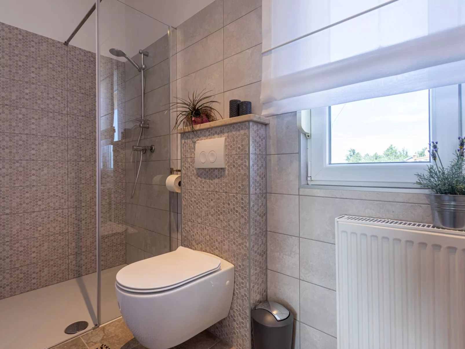 Gästezimmer Tina 6-Binnen