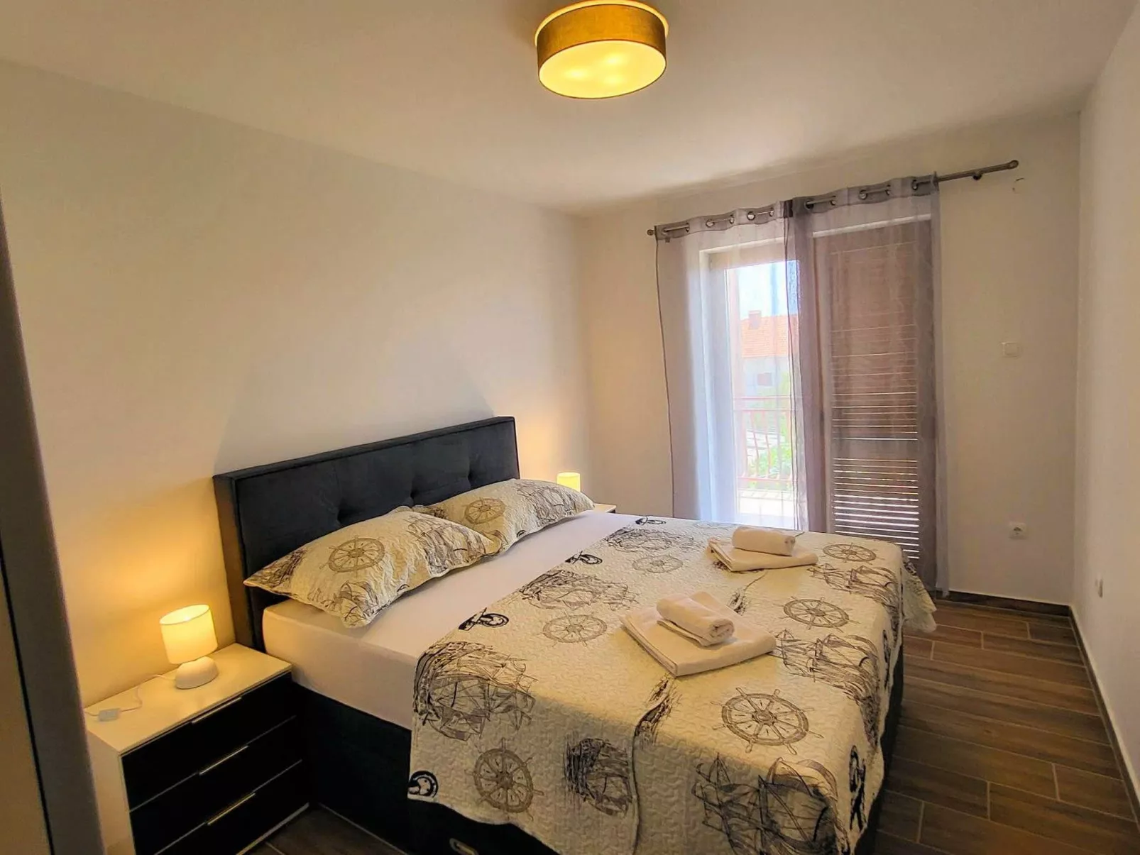 Wohnung in Novi Vinodolski mit Gemeinsamem Garten-Image-tags.info