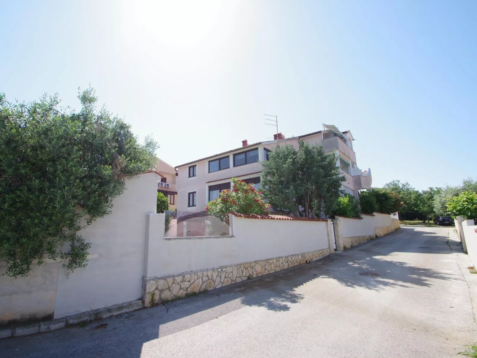 Wohnung in Banjole mit großem Garten-Buiten