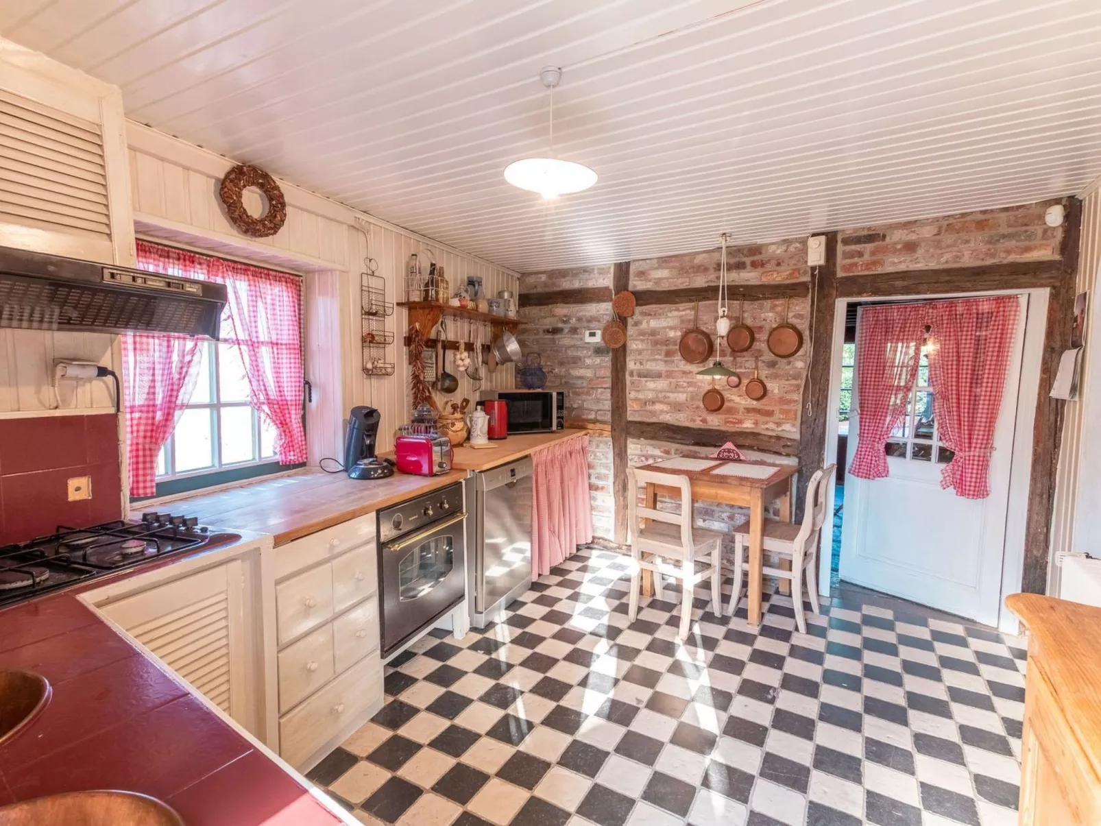 Ardenner Villa mit Jacuzzi-Binnen