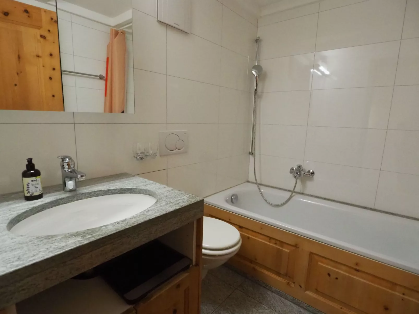 Chesa Aledeia A7-Binnen