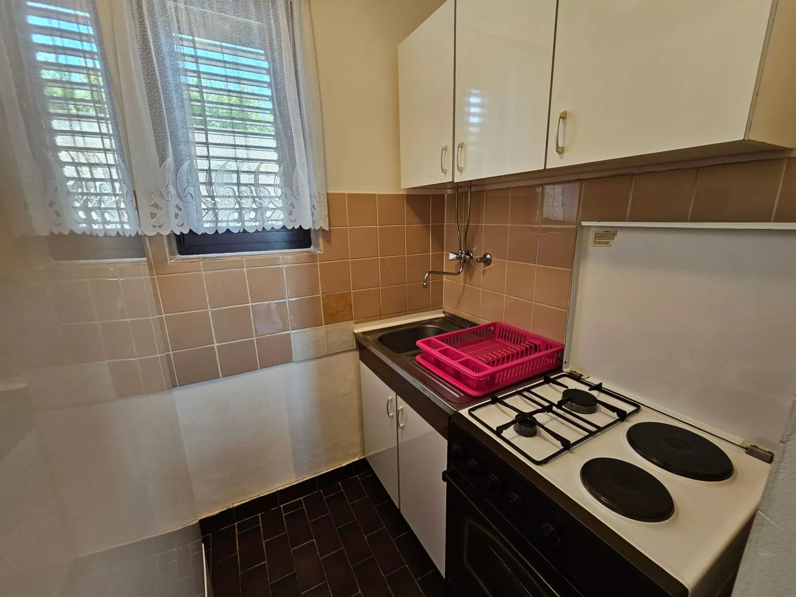 Wohnung auf zwei Etagen mit Terrasse und Balkon-Binnen