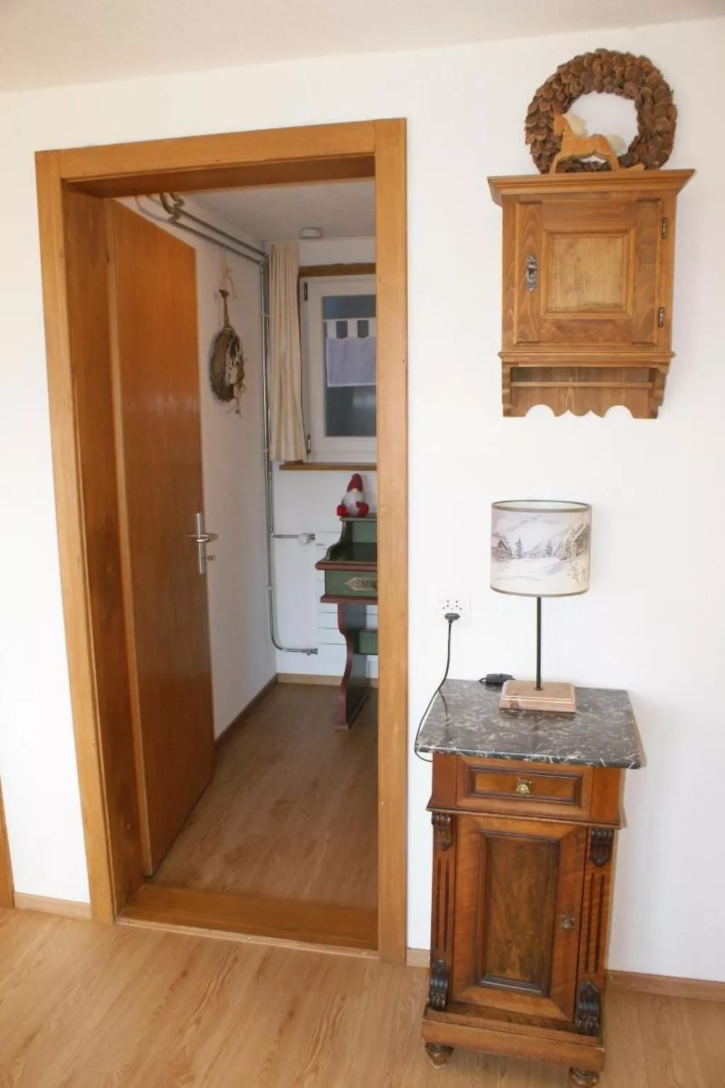 Abigrot-Image-tags.info